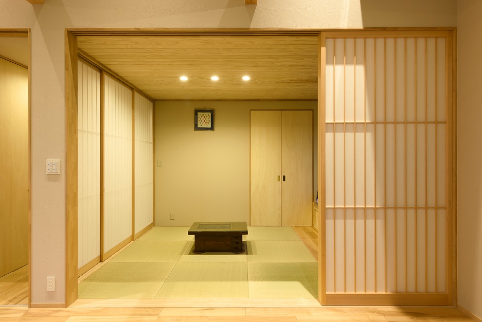琉球畳 でモダンな雰囲気