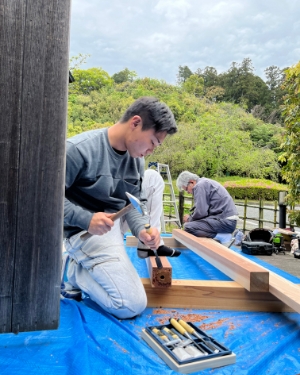 写真；職人の松永さん